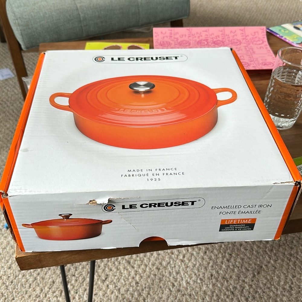 Le Creuset signature risotto pot blue. Like new used twice.